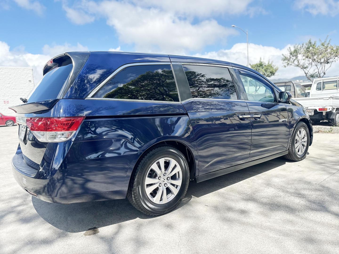 2014 Honda Odyssey EX-L photo 5