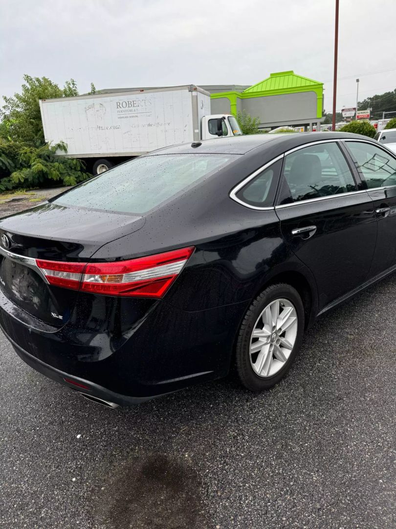 2015 Toyota Avalon XLE photo 6