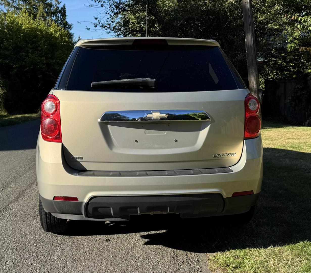 2011 Chevrolet Equinox LS photo 5