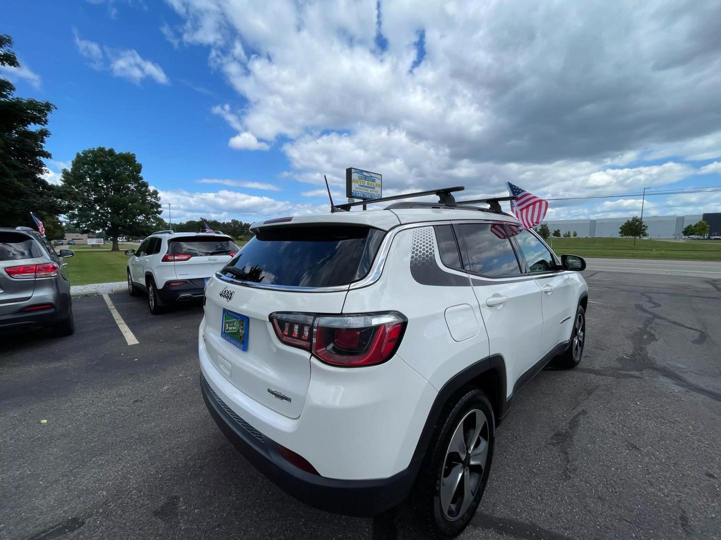 2018 Jeep Compass Latitude photo 5