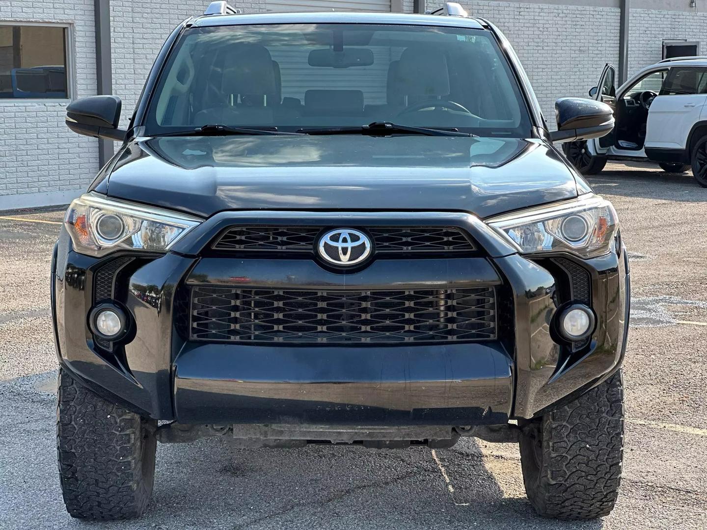 2014 Toyota 4runner - Image 11