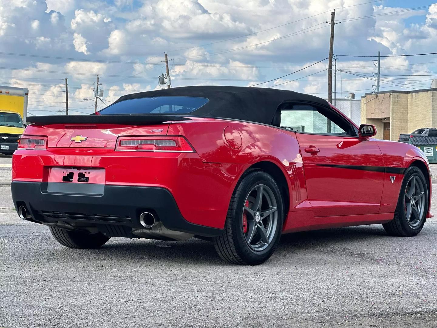 2015 Chevrolet Camaro - Image 16