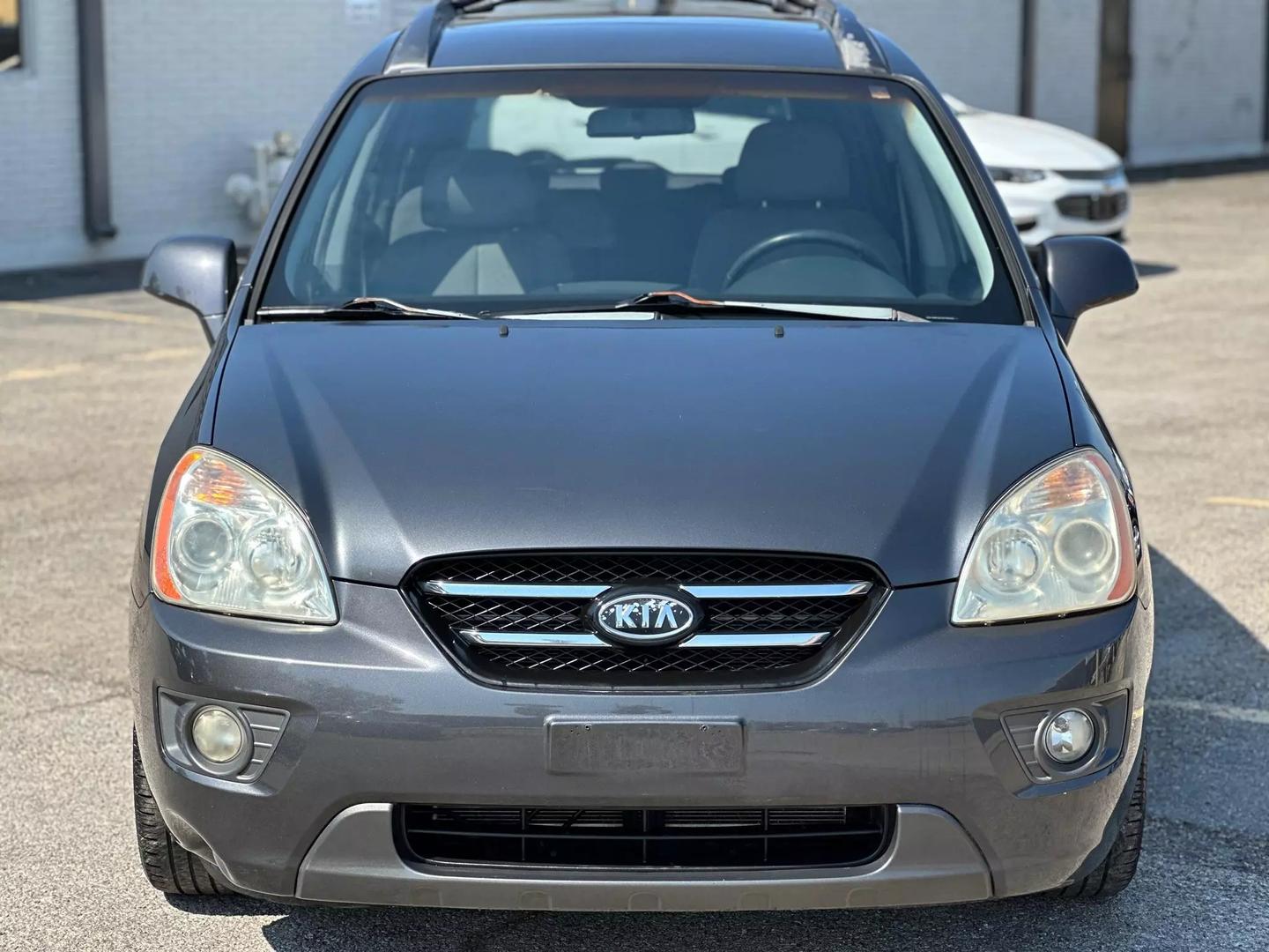 2007 Kia Rondo - Image 11