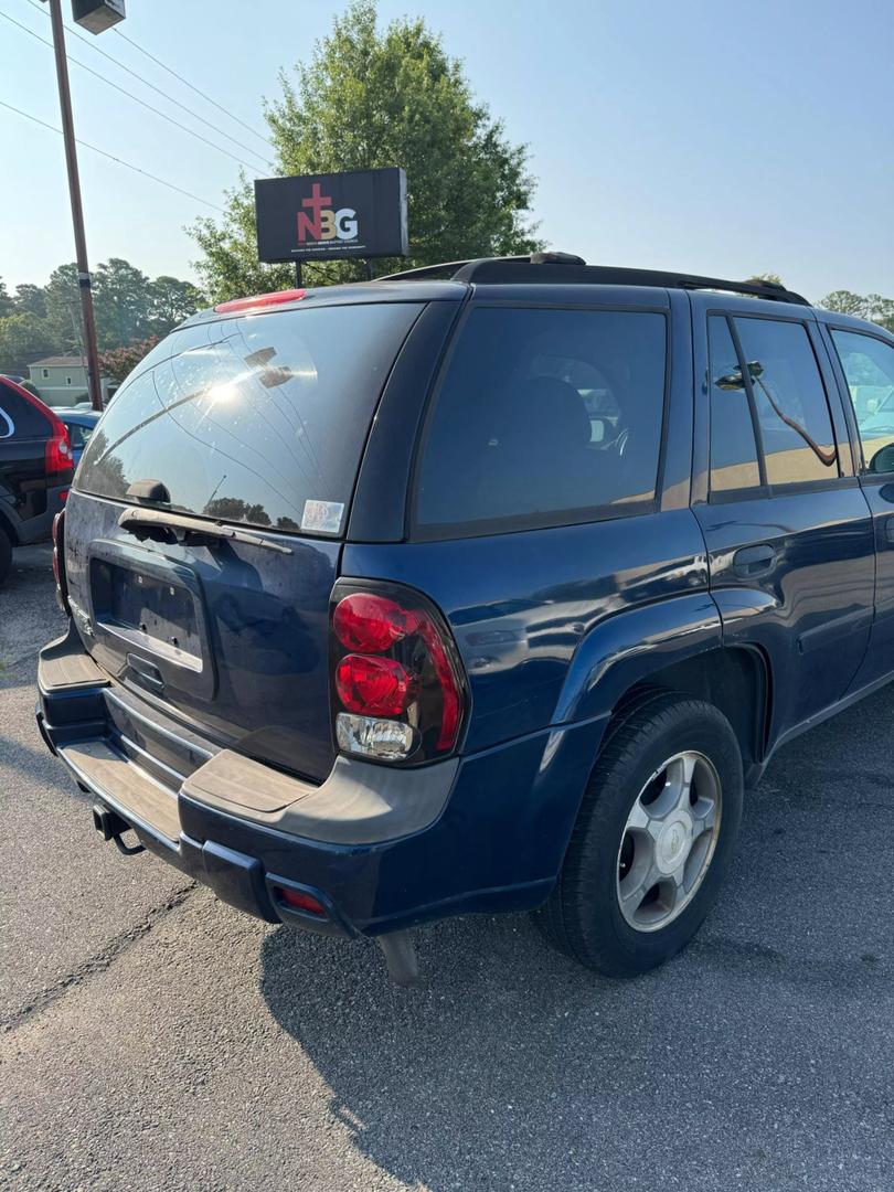 2007 Chevrolet TrailBlazer LS photo 6