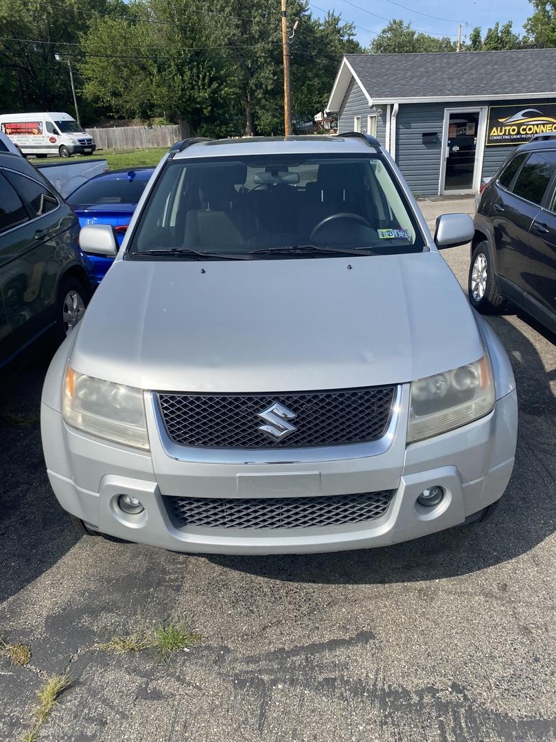 2008 Suzuki Grand Vitara XSport photo 2