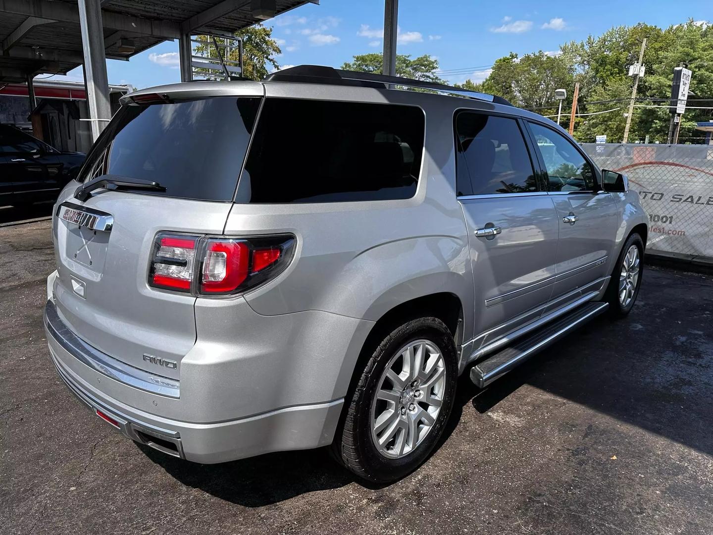 2016 Gmc Acadia - Image 12