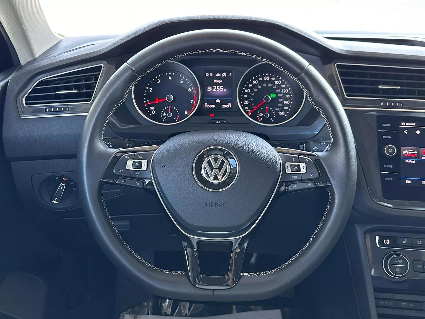 2021 Volkswagen Tiguan - Image 22