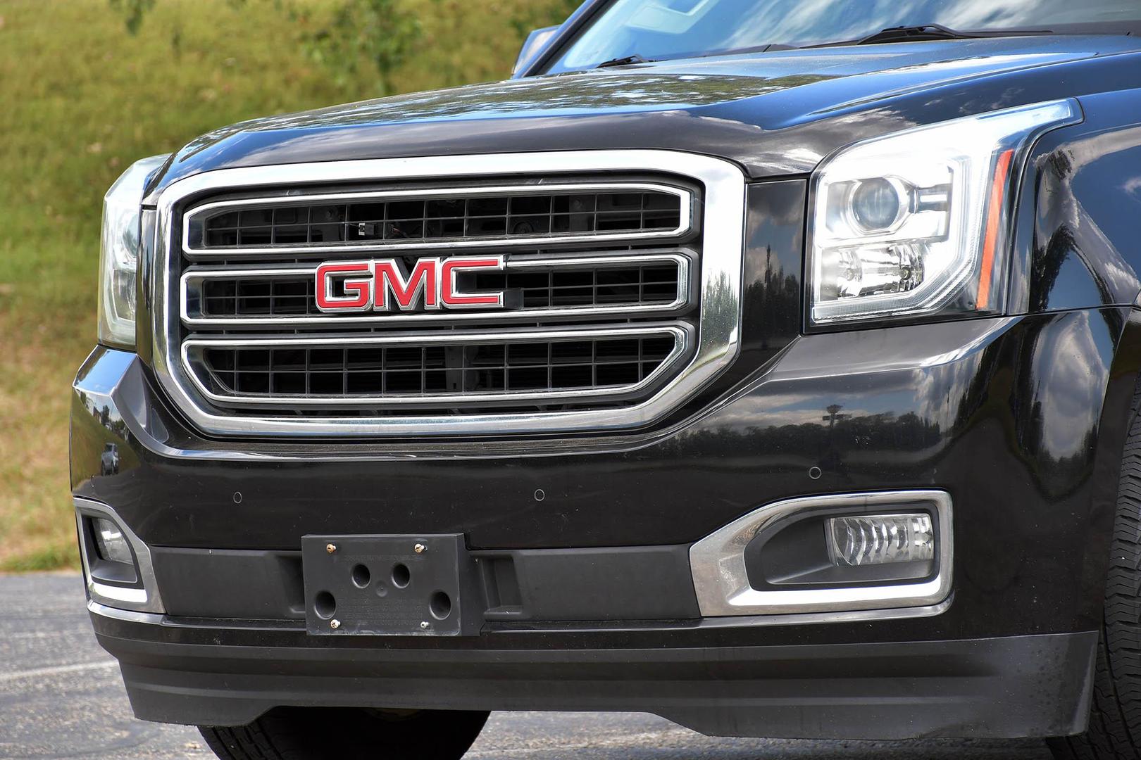 2018 GMC Yukon XL SLT photo 7