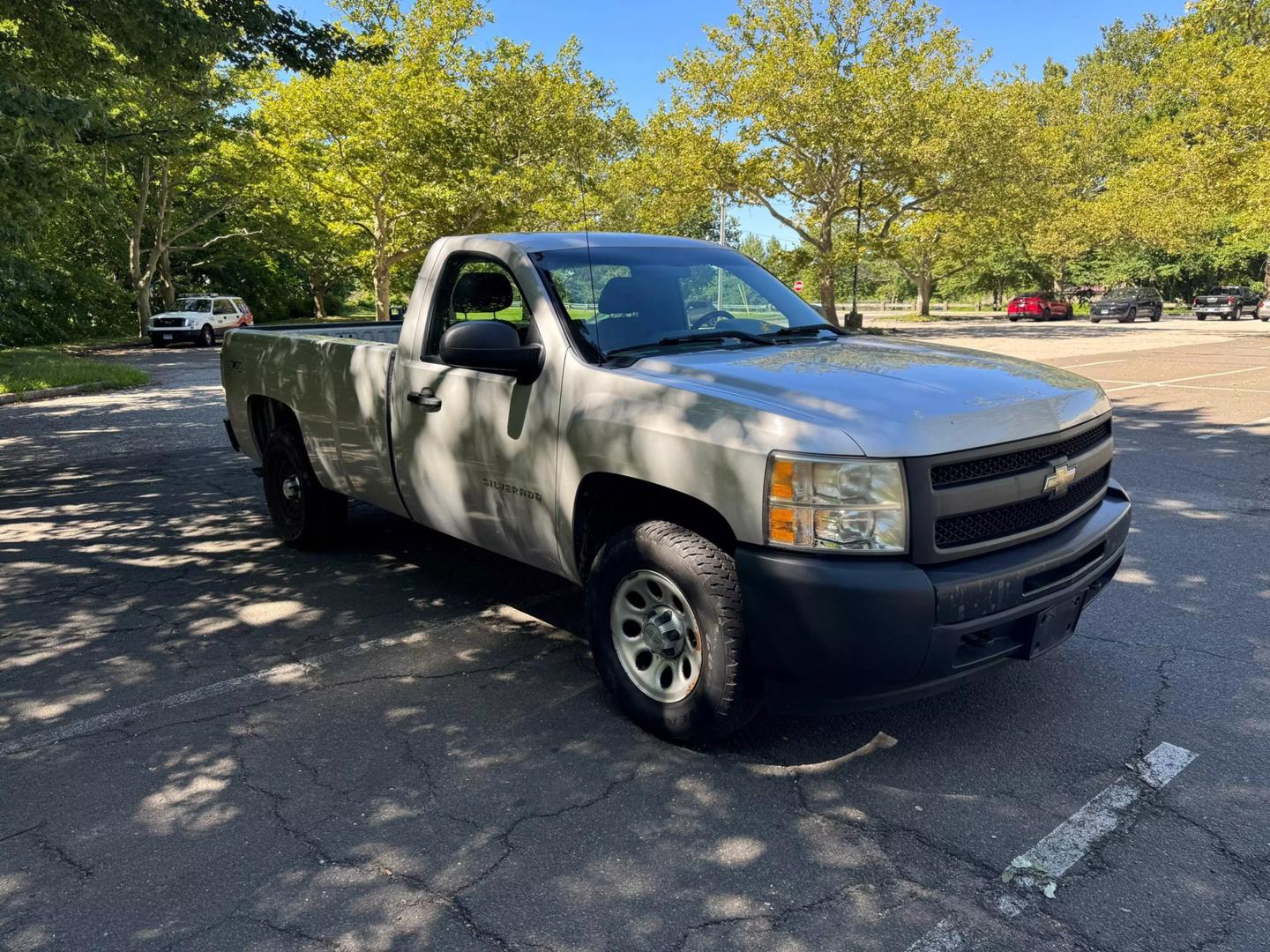 2011 Chevrolet Silverado 1500 Work Truck photo 2