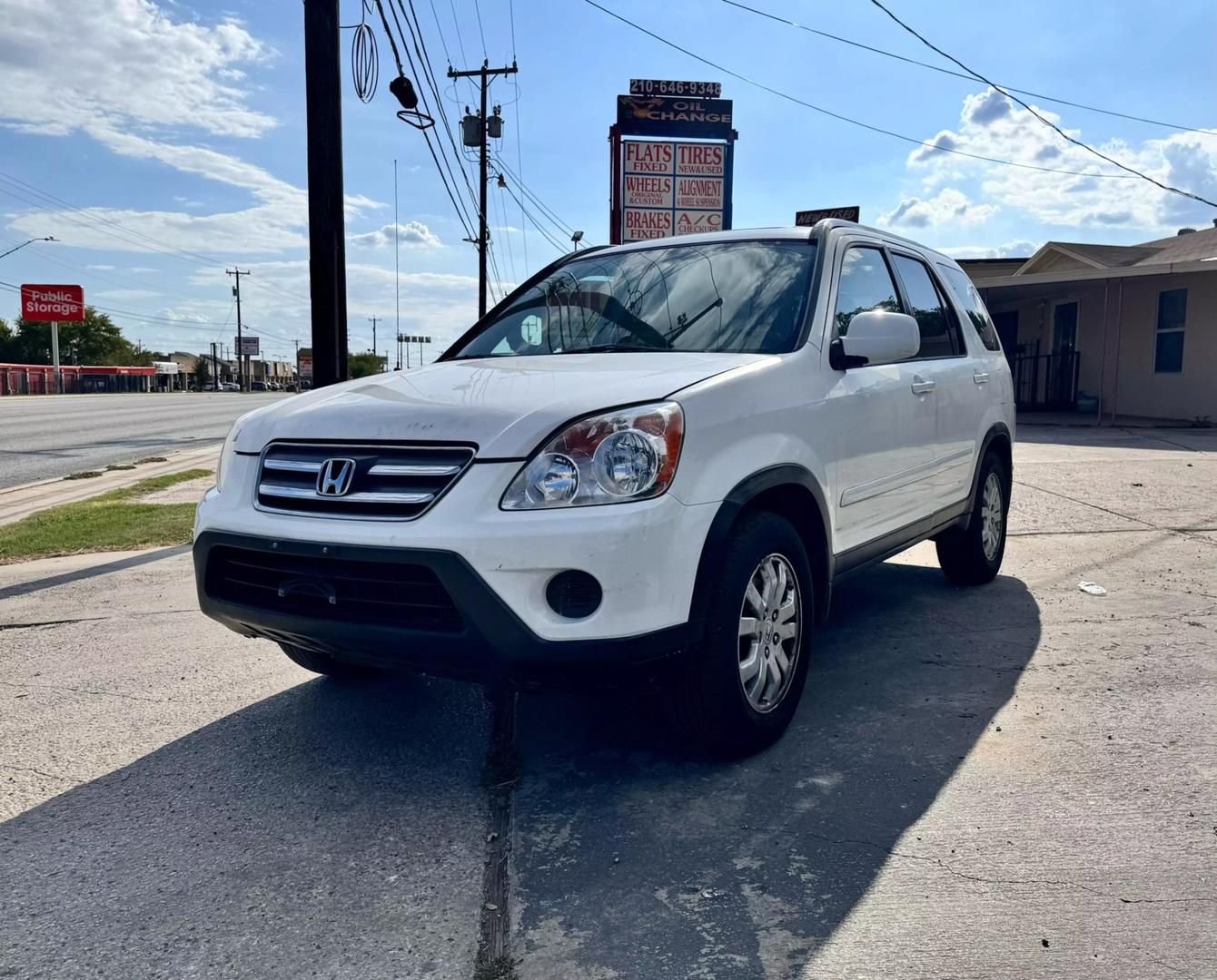 2005 Honda CR-V SE photo 5