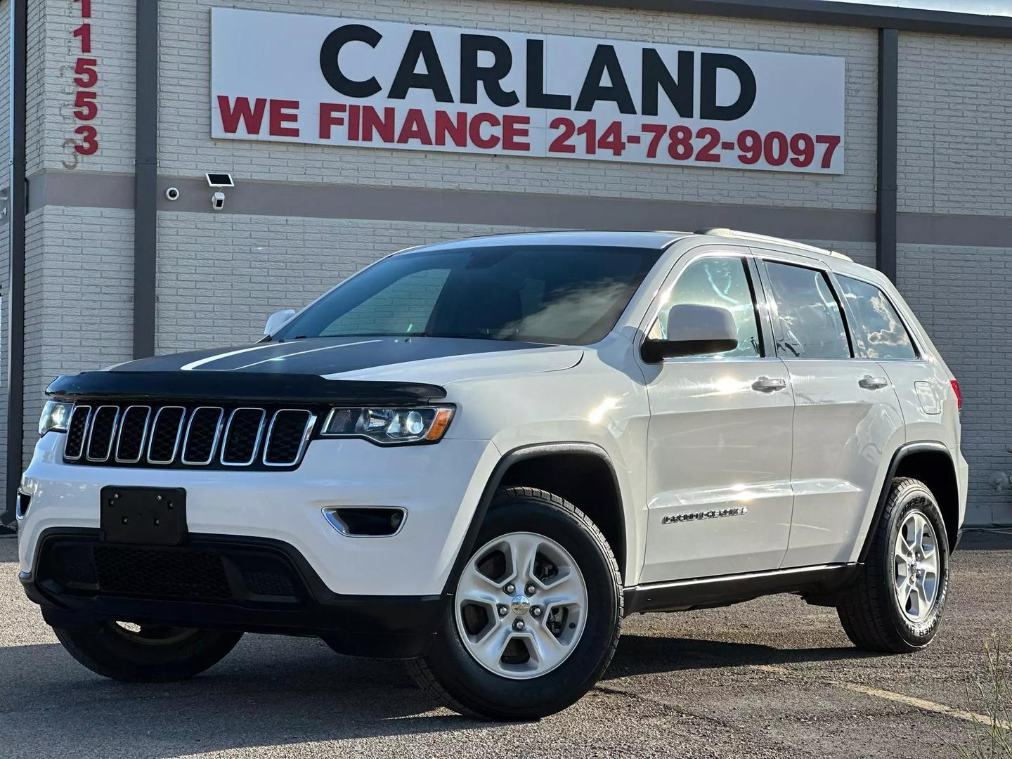 2017 Jeep Grand Cherokee - Image 1