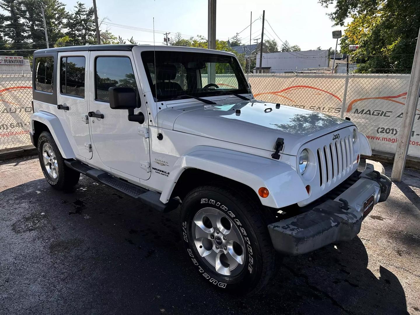 2013 Jeep Wrangler - Image 10