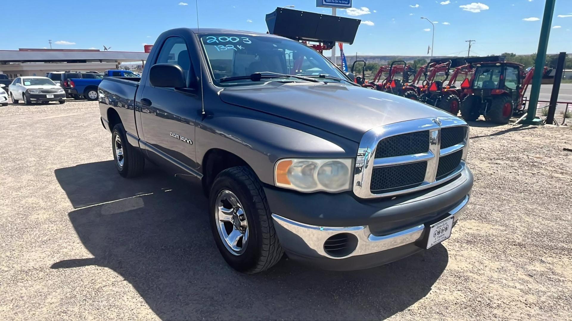 2003 Dodge Ram 1500 Pickup ST photo 4