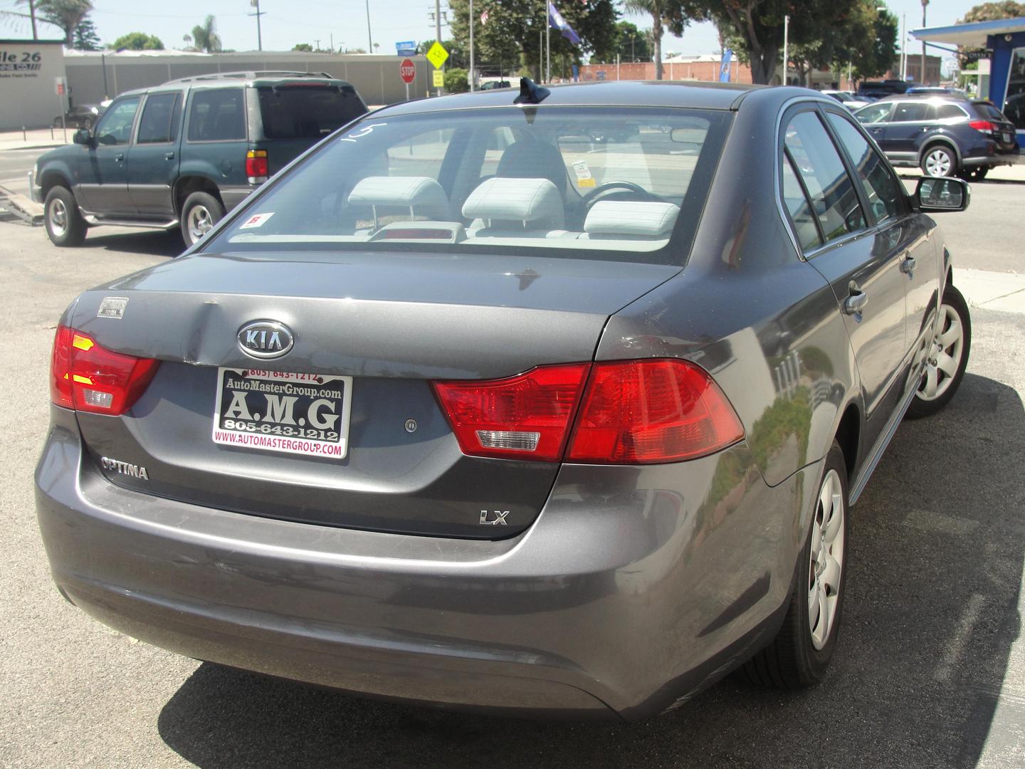 2009 Kia Optima LX photo 5