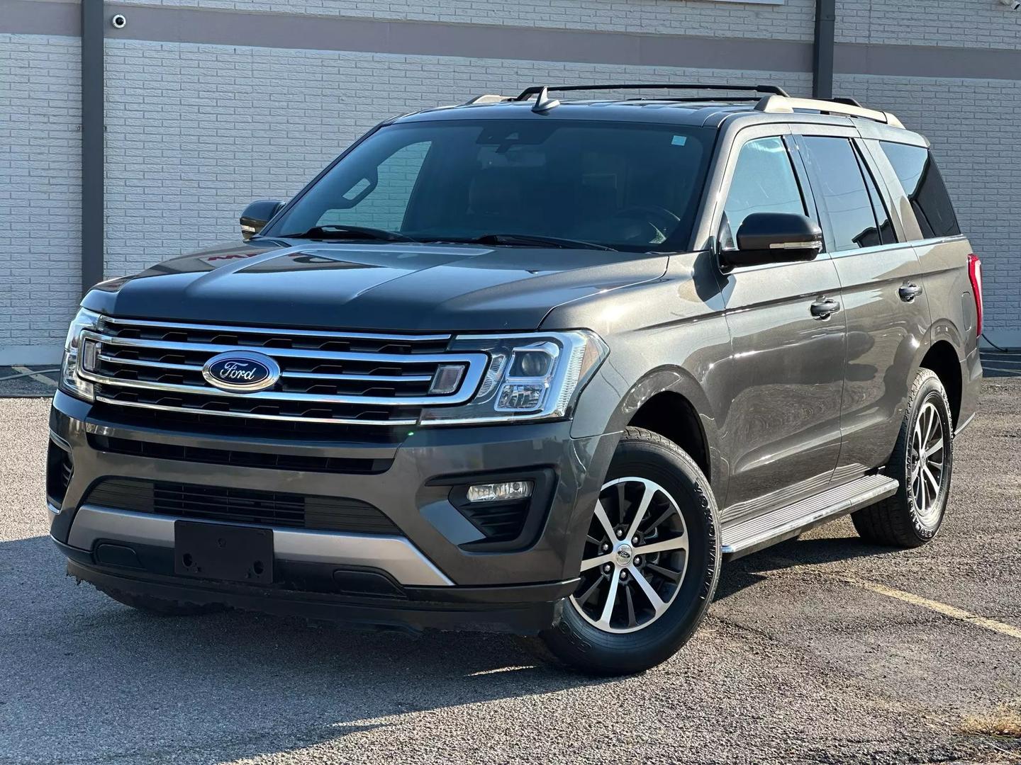 2018 Ford Expedition - Image 2