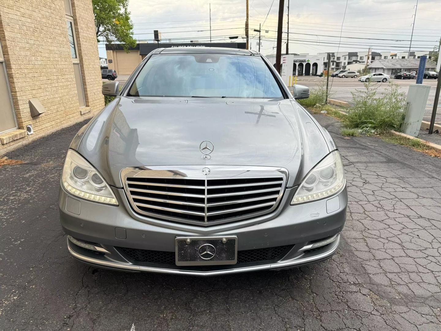 2013 Mercedes-Benz S-Class S550 photo 2