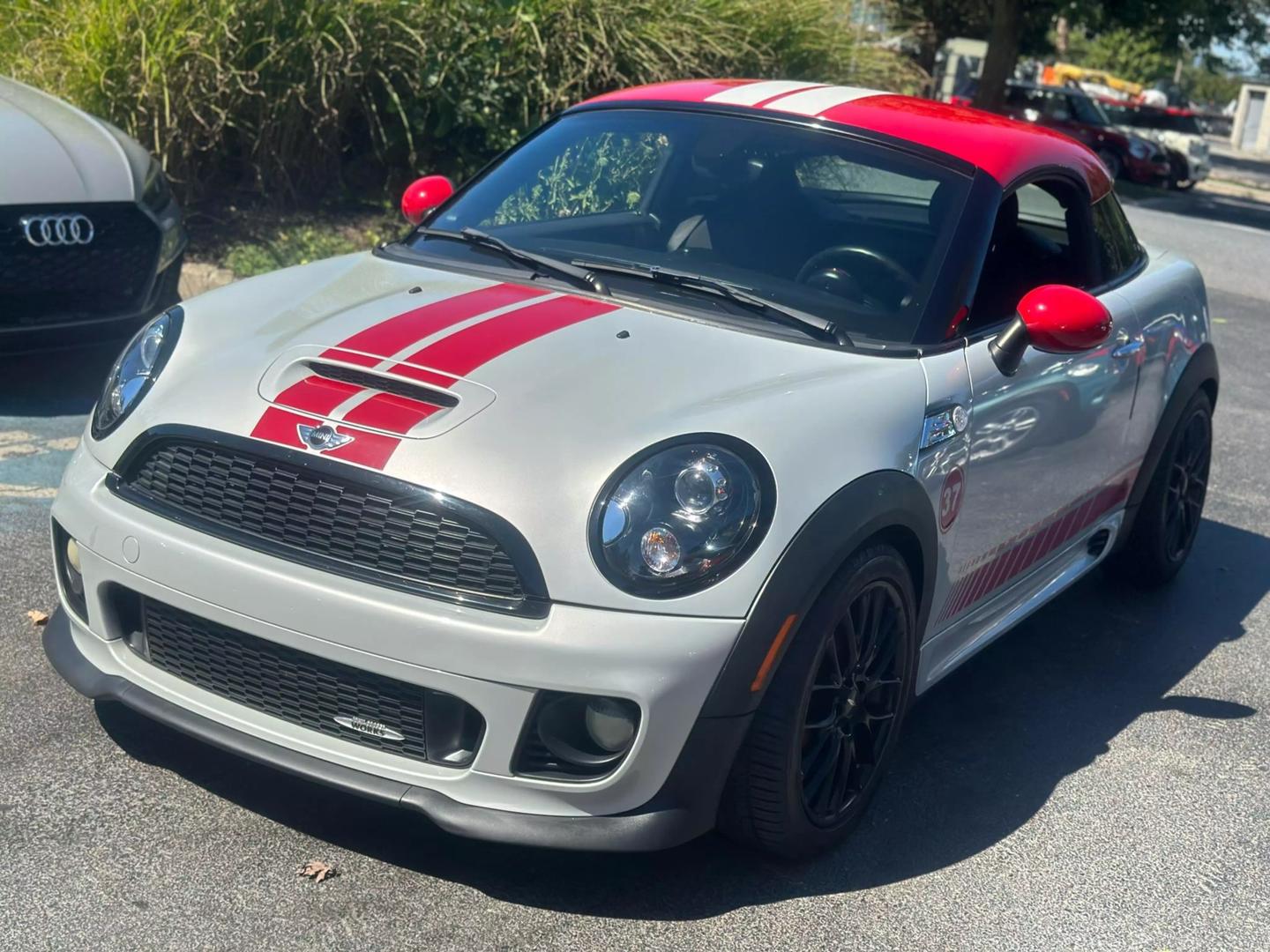 2013 MINI Cooper John Cooper Works photo 11