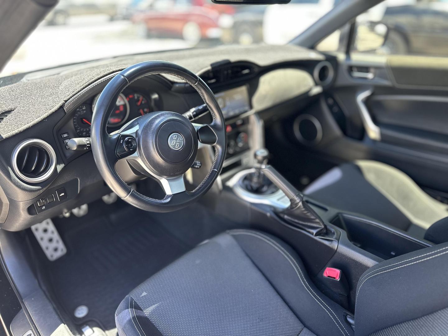 2018 Toyota 86 Base photo 12