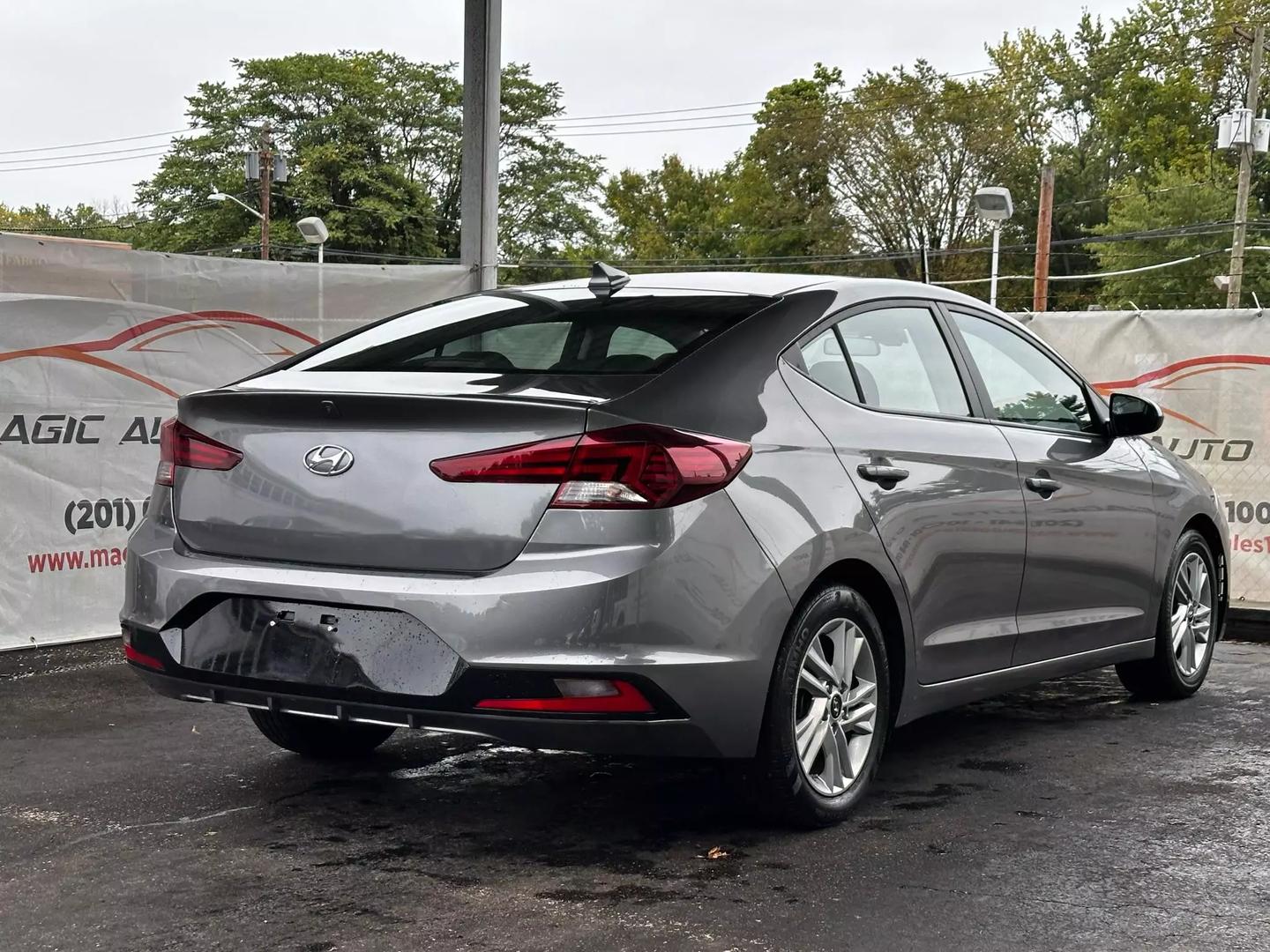 2020 Hyundai Elantra - Image 9