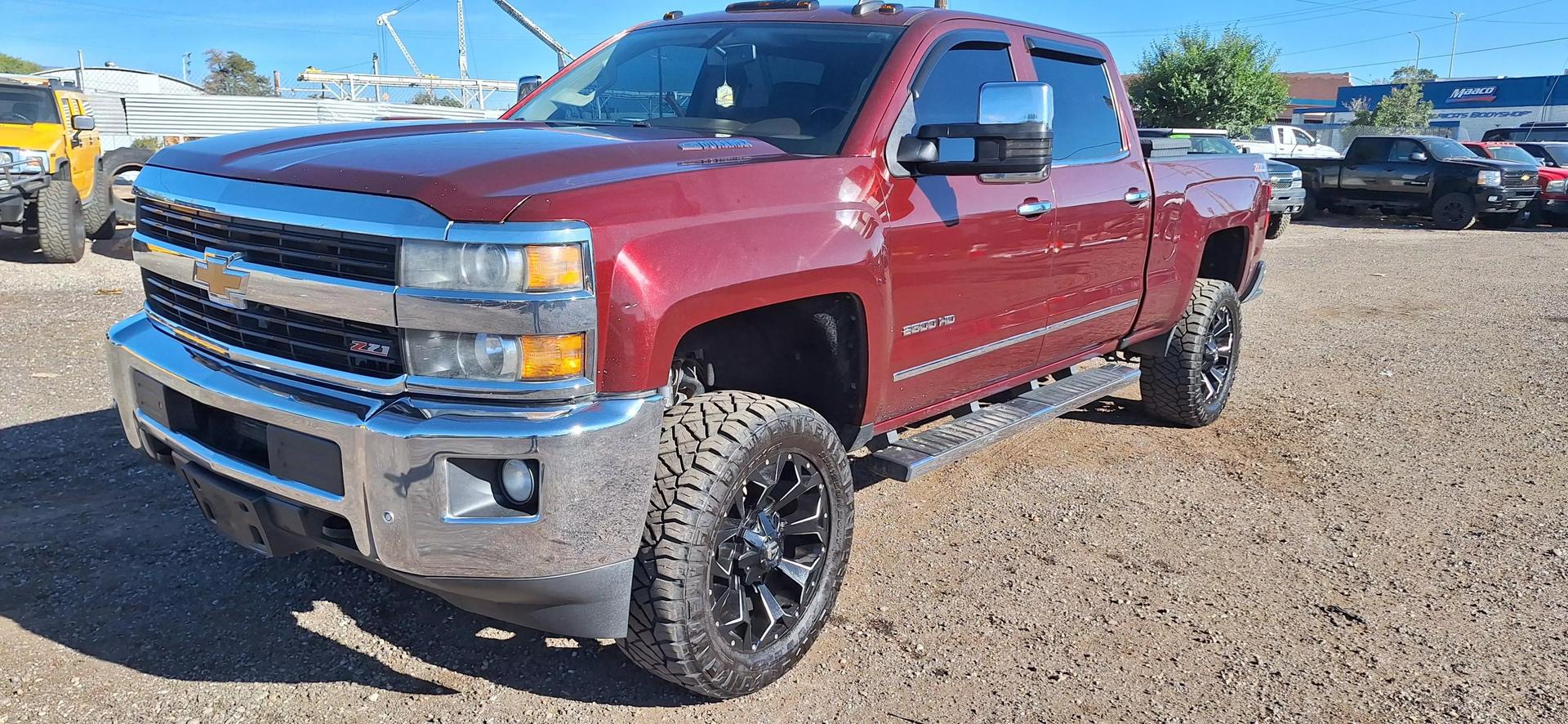 2016 Chevrolet Silverado 2500HD LTZ photo 2