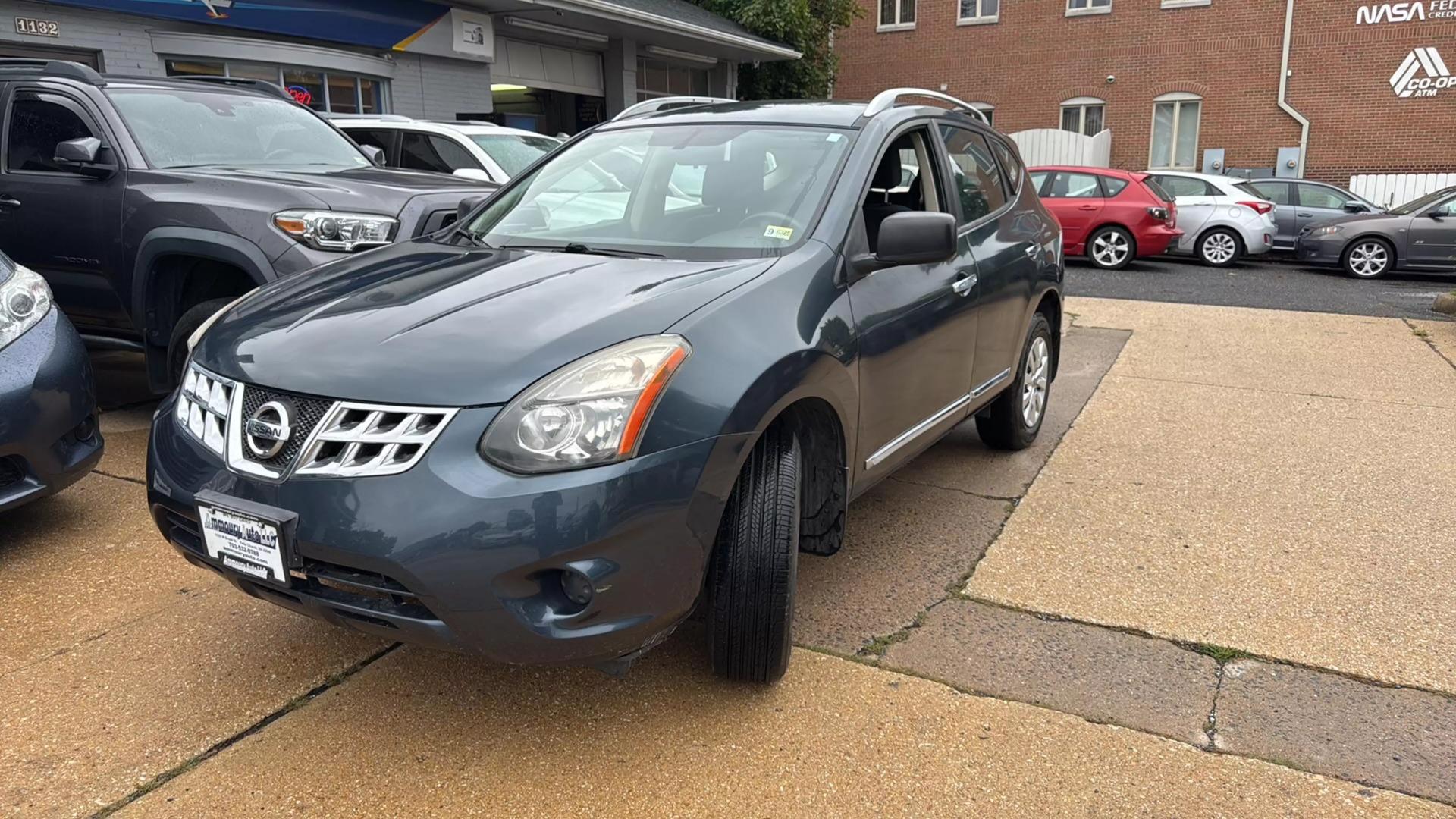 2014 Nissan Rogue Select S photo 5