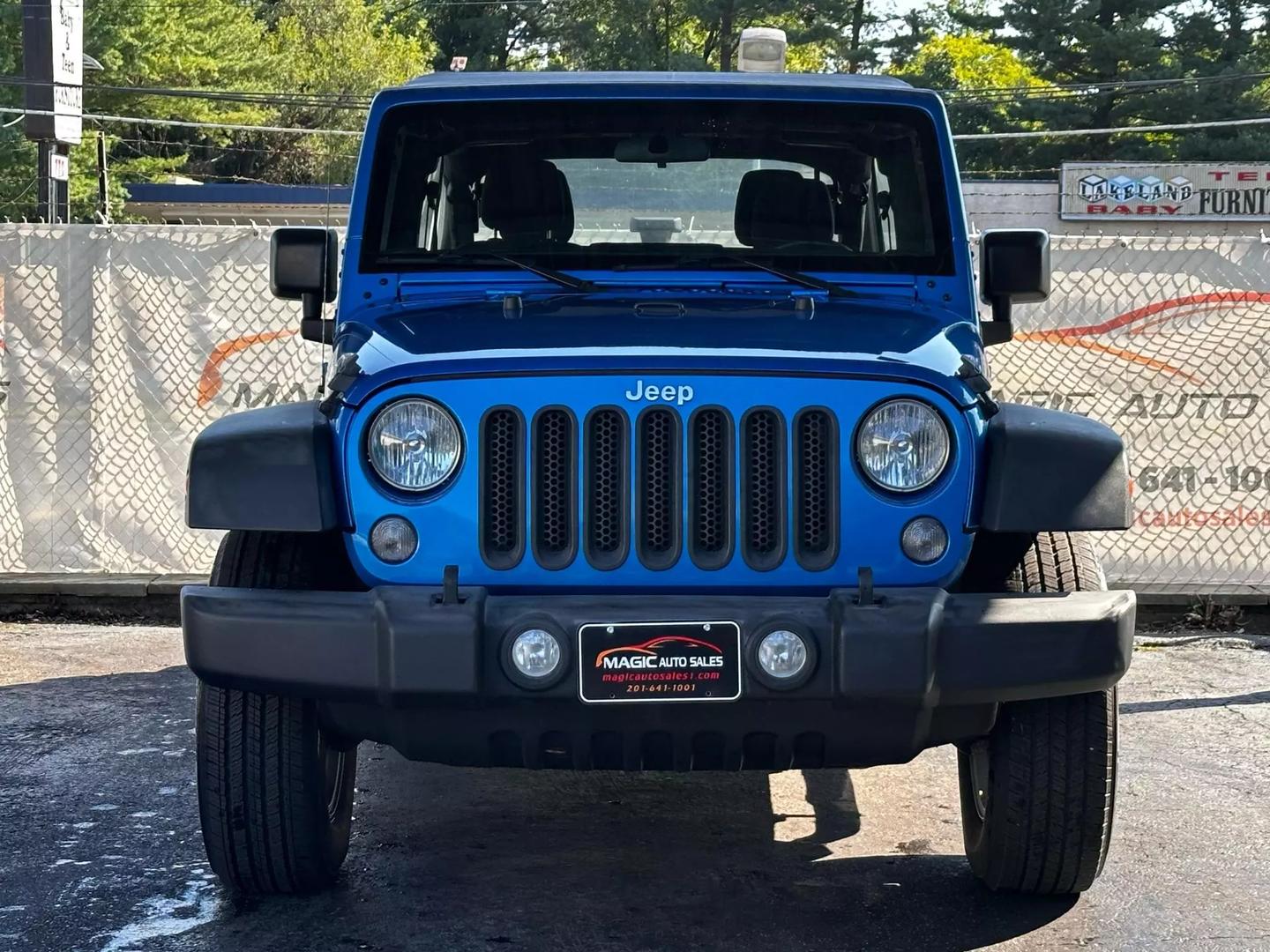 2016 Jeep Wrangler - Image 5