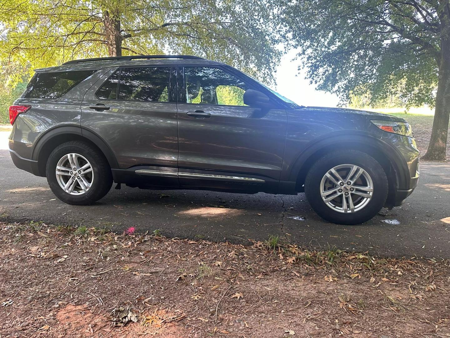 2020 Ford Explorer XLT photo 4