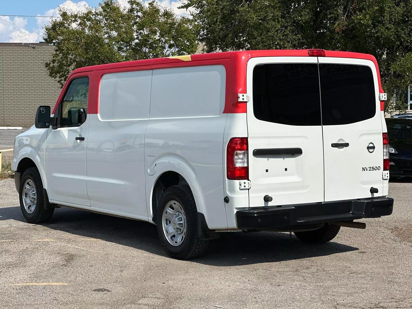 2018 Nissan Nv2500 Hd Cargo - Image 5