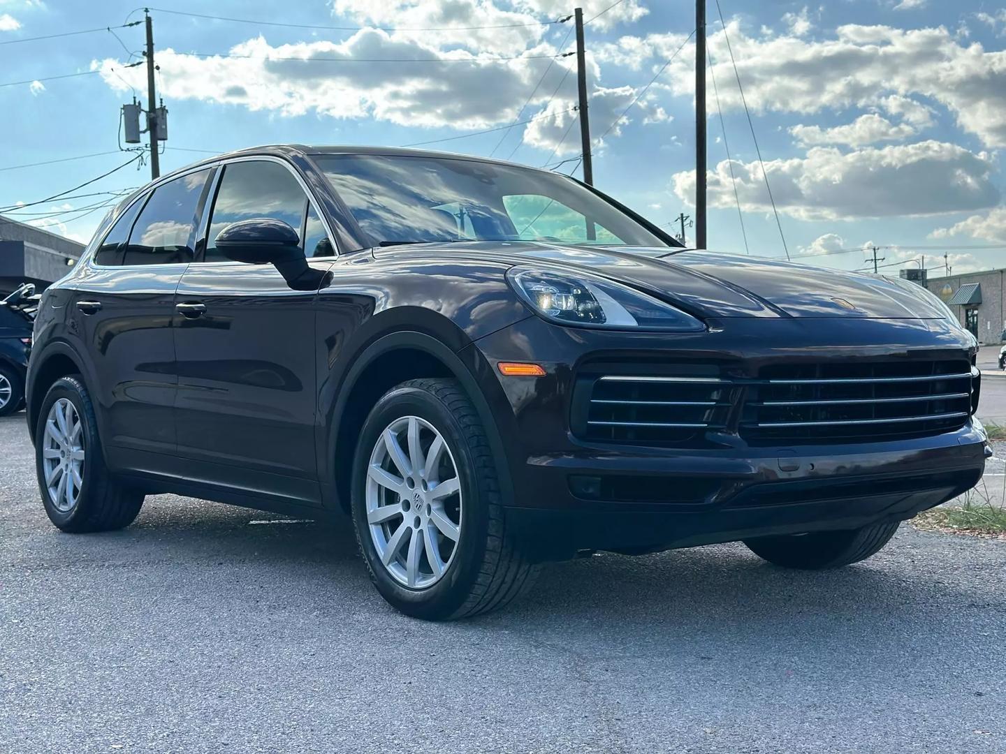 2019 Porsche Cayenne - Image 10