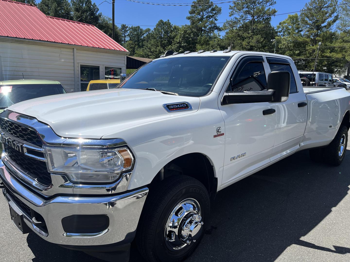 2022 RAM Ram 3500 Pickup Tradesman photo 3