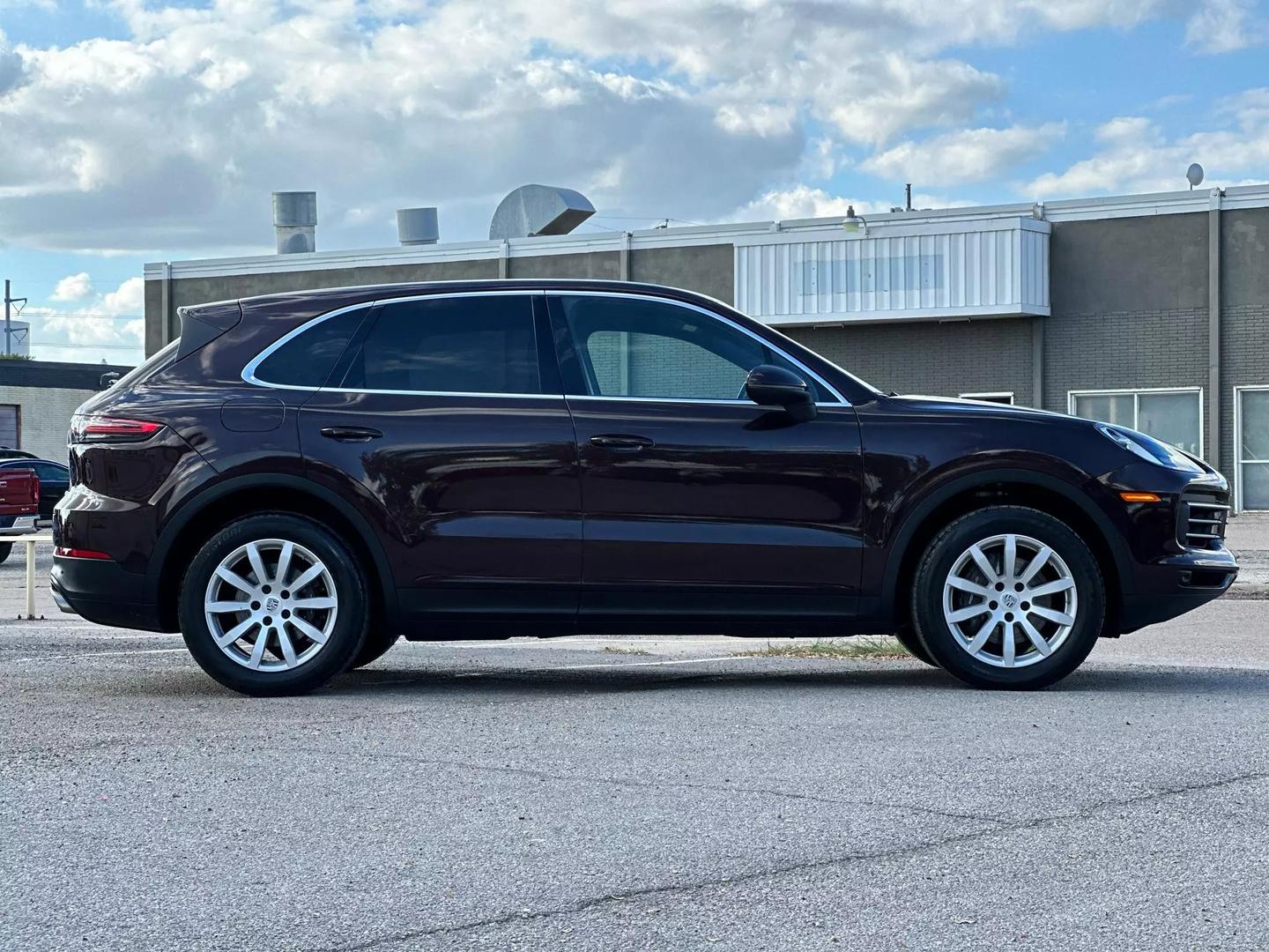 2019 Porsche Cayenne - Image 9