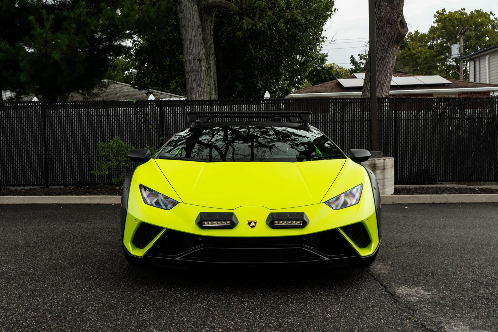 2023 Lamborghini Huracan - Image 4