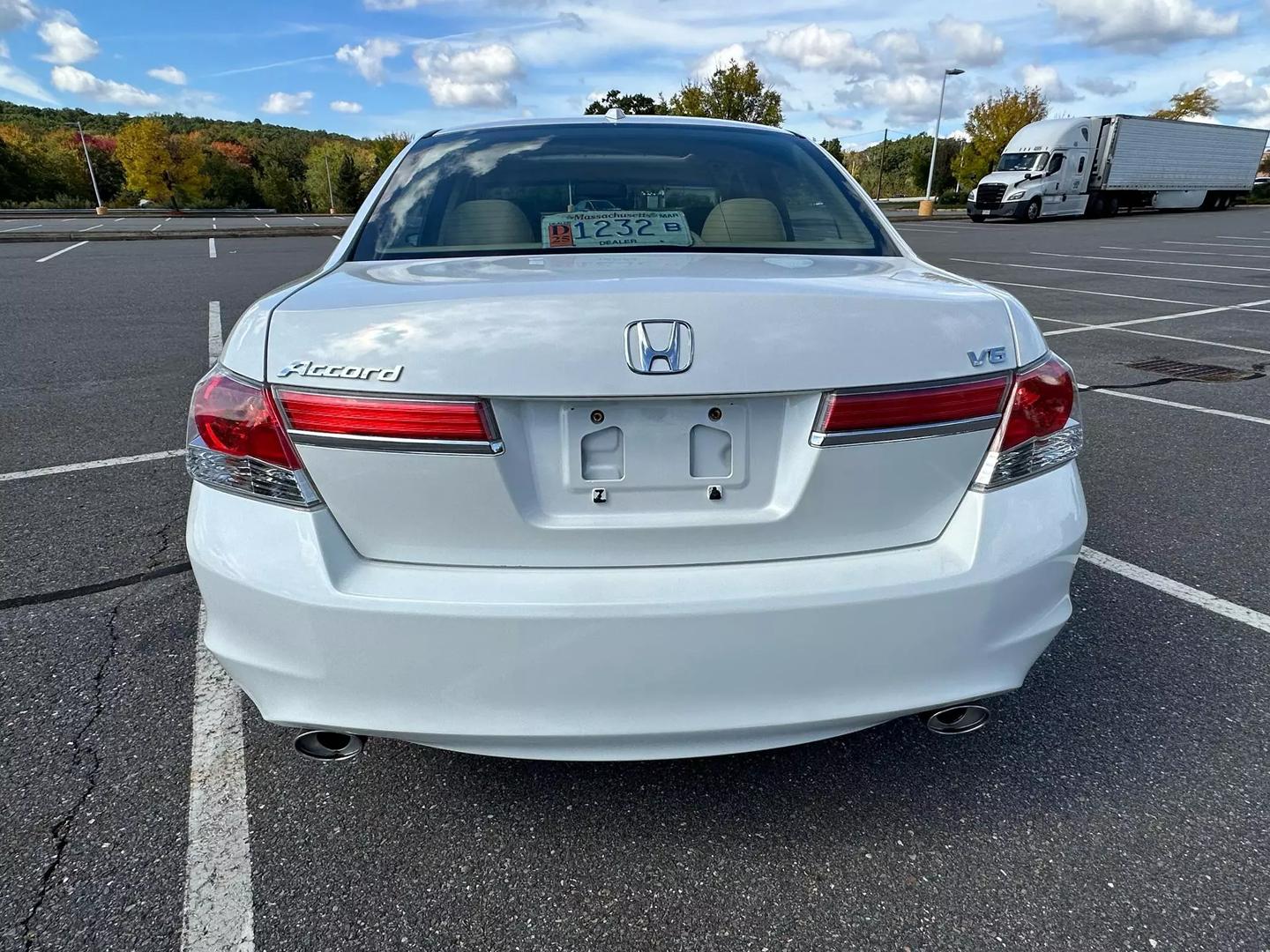 2012 Honda Accord EX-L V6 photo 3