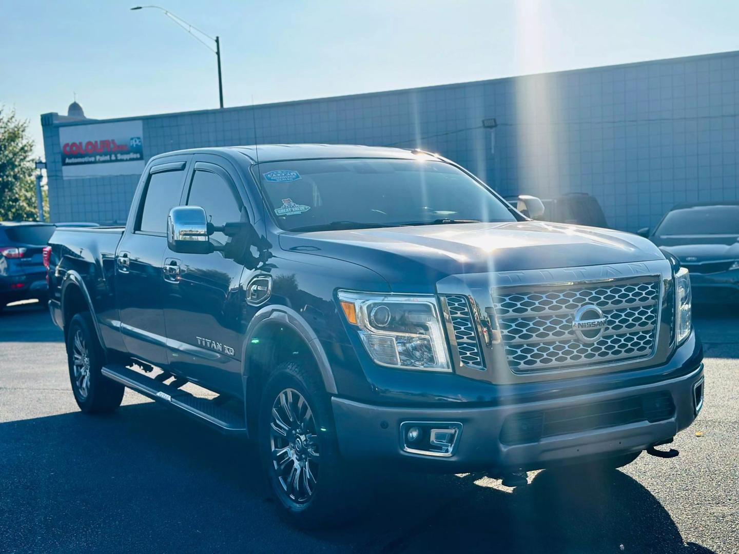 2016 Nissan Titan XD Platinum Reserve photo 18