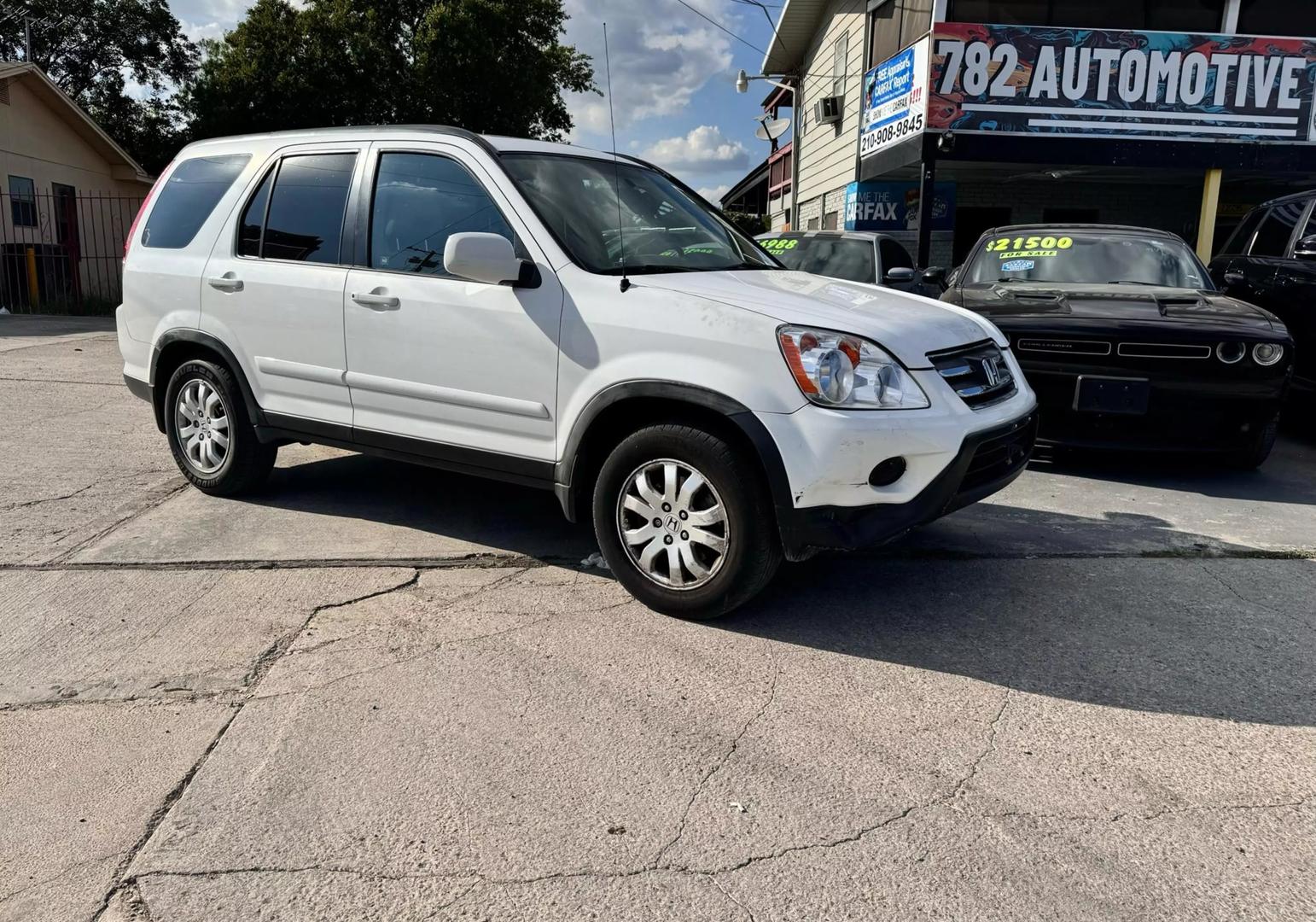 2005 Honda CR-V SE photo 2