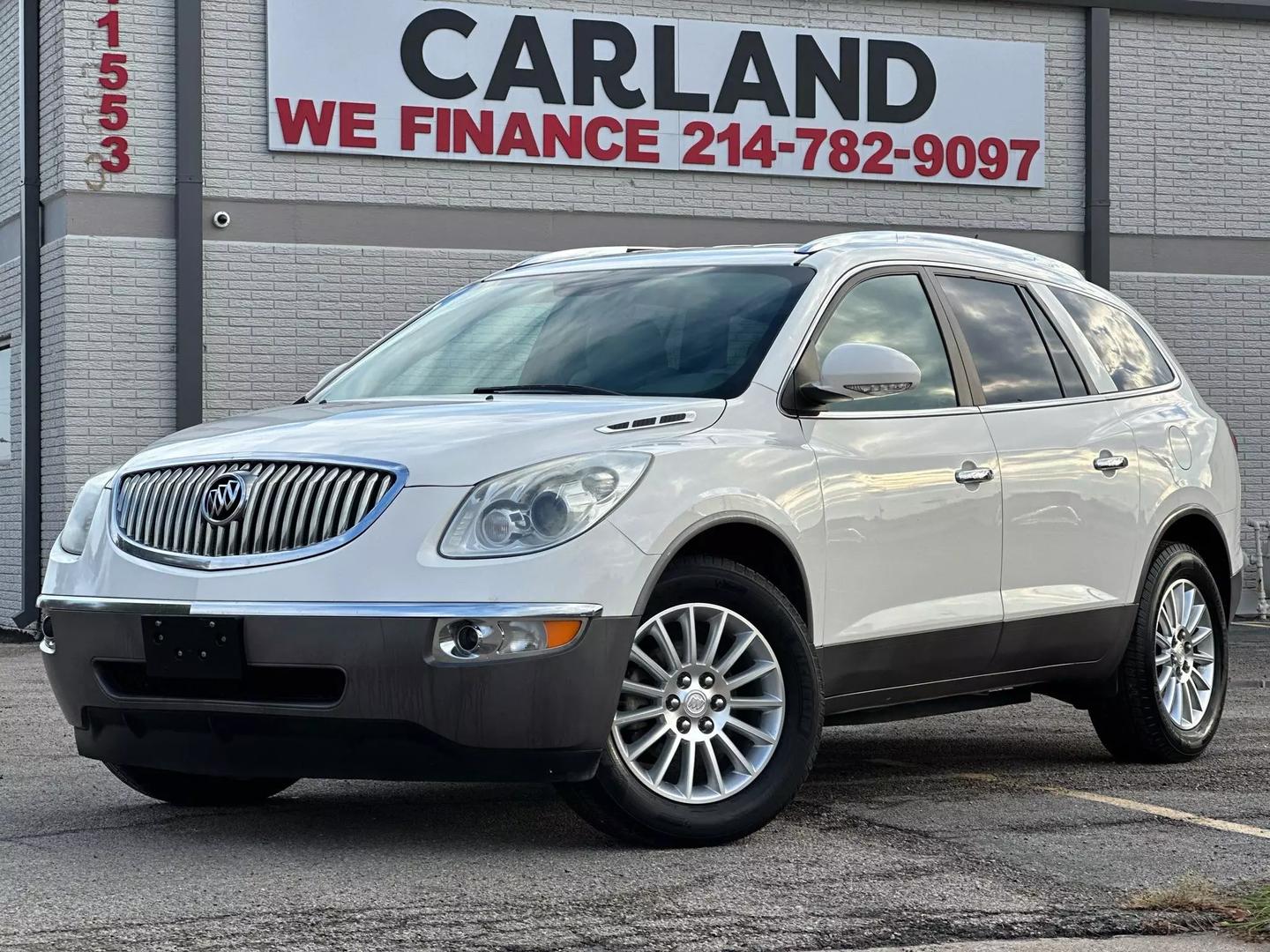 2011 Buick Enclave - Image 1