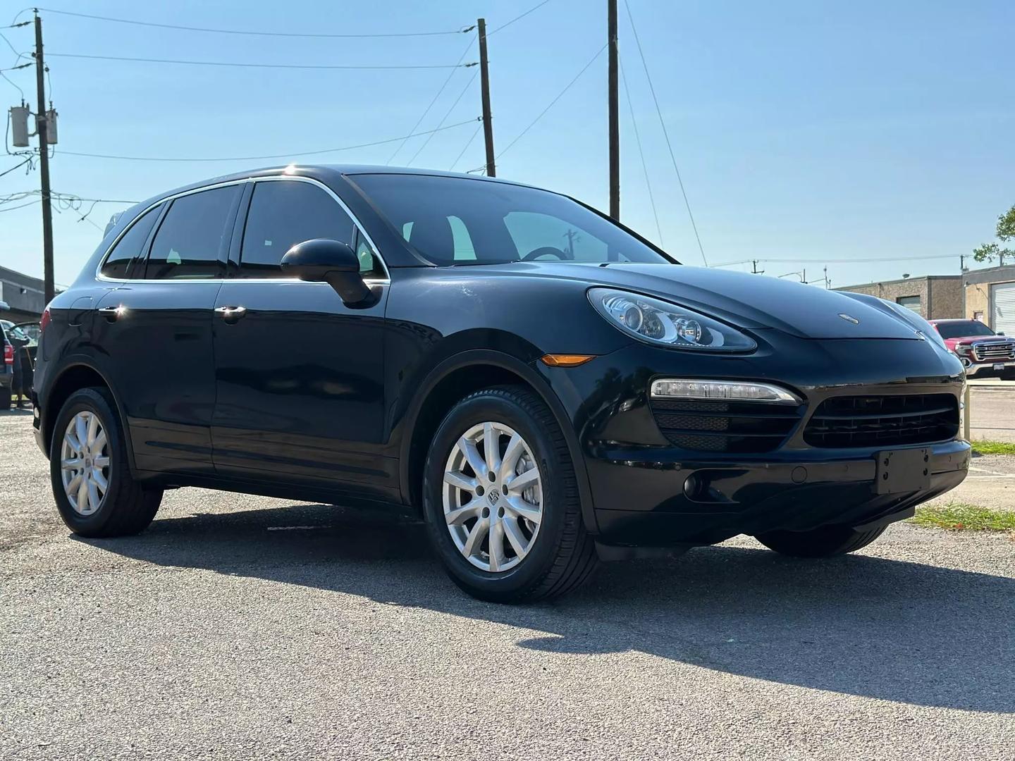 2014 Porsche Cayenne - Image 10