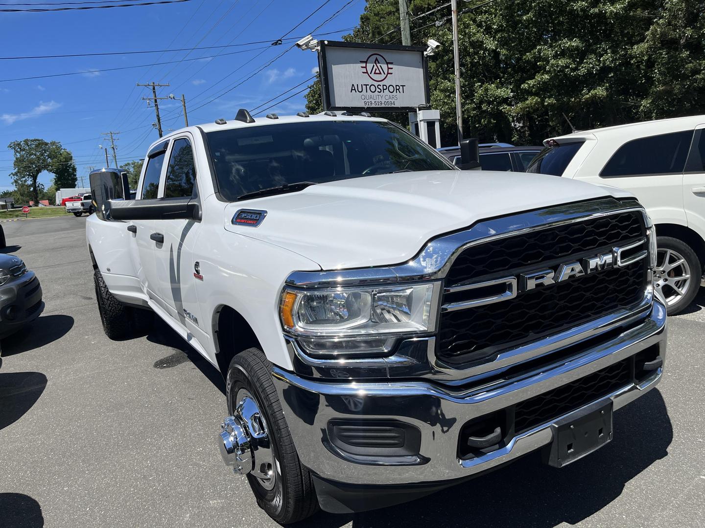 2022 RAM Ram 3500 Pickup Tradesman photo 2