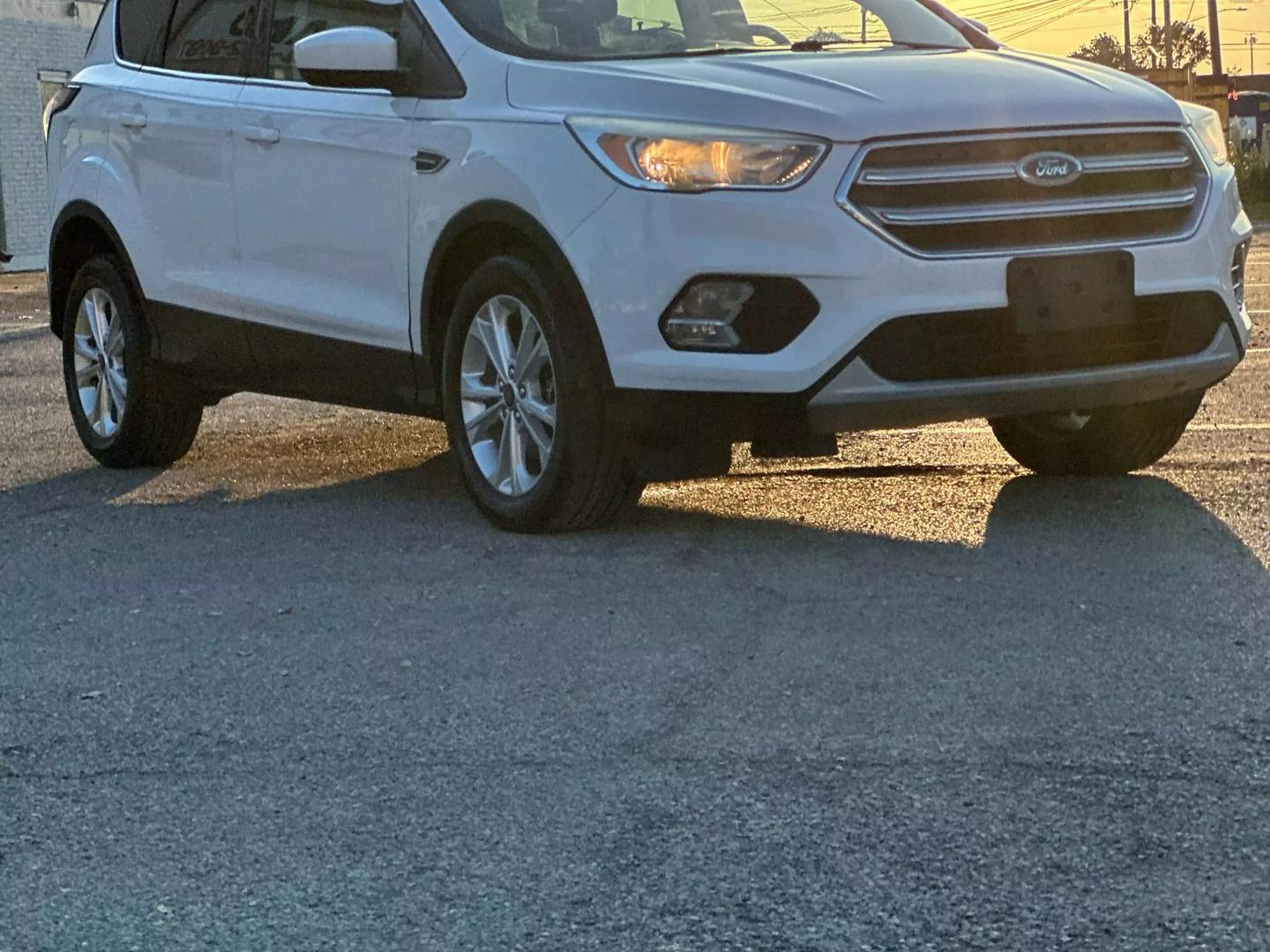 2017 Ford Escape - Image 10