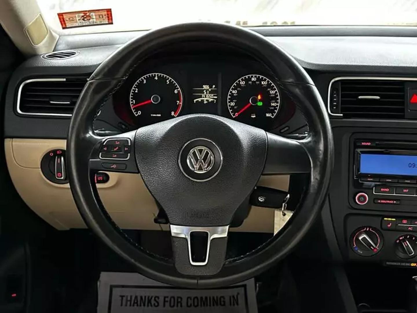 2011 Volkswagen Jetta - Image 22