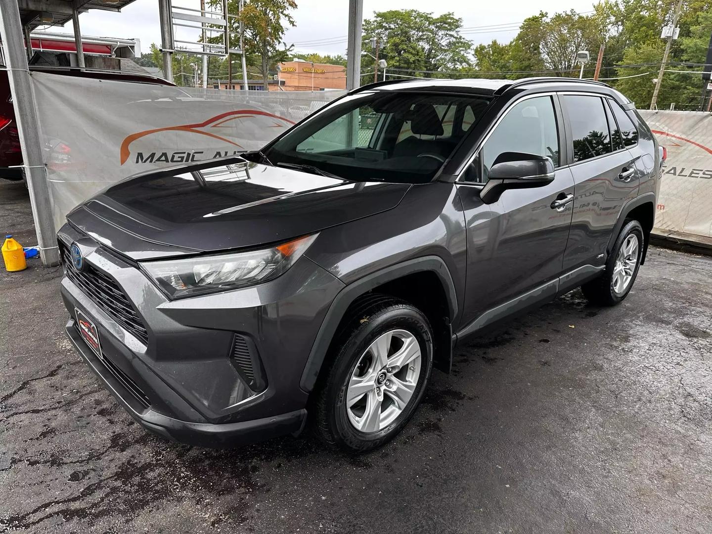 2019 Toyota Rav4 Hybrid - Image 11