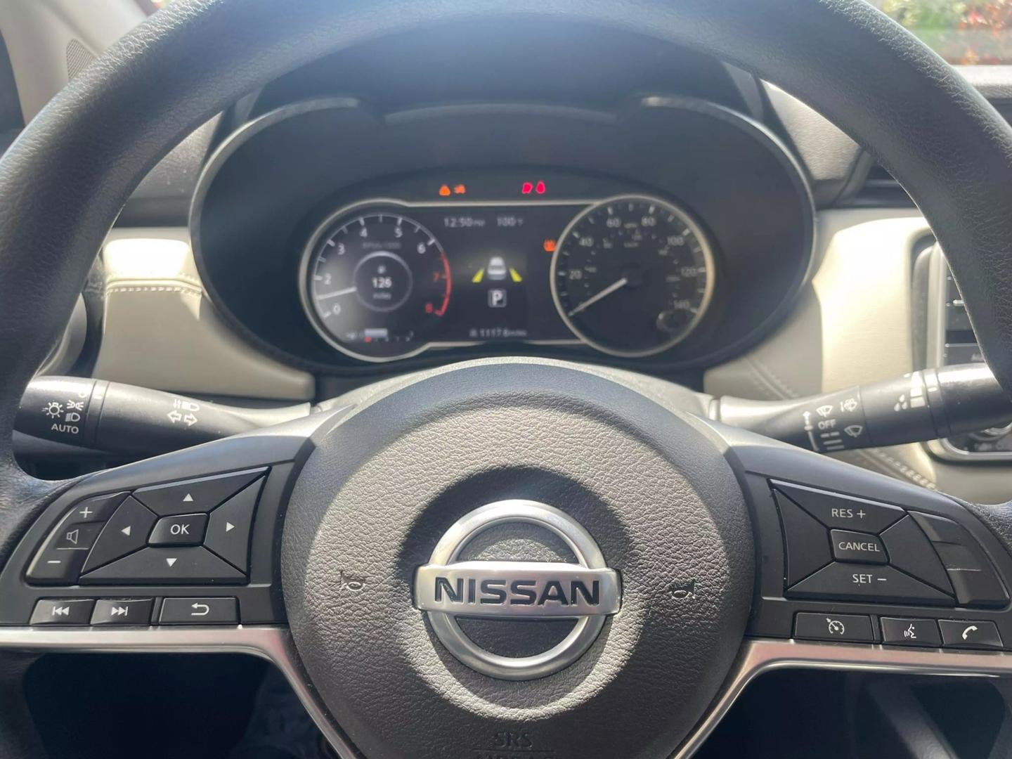 2020 Nissan Versa Sedan SV photo 9