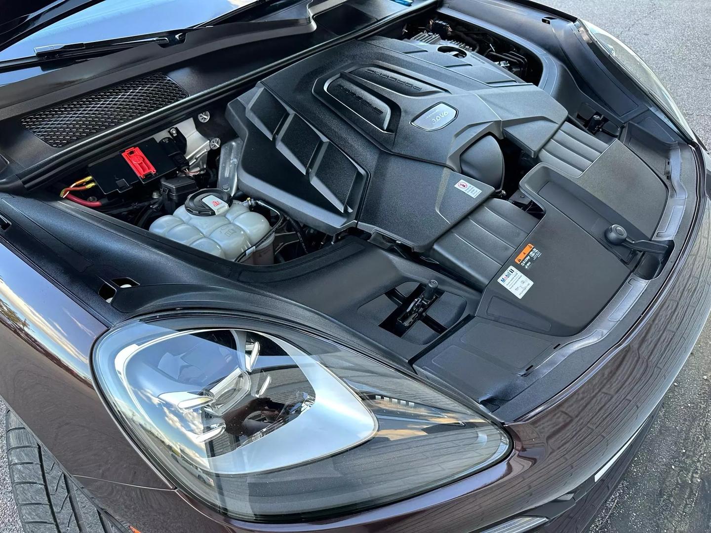 2019 Porsche Cayenne - Image 86