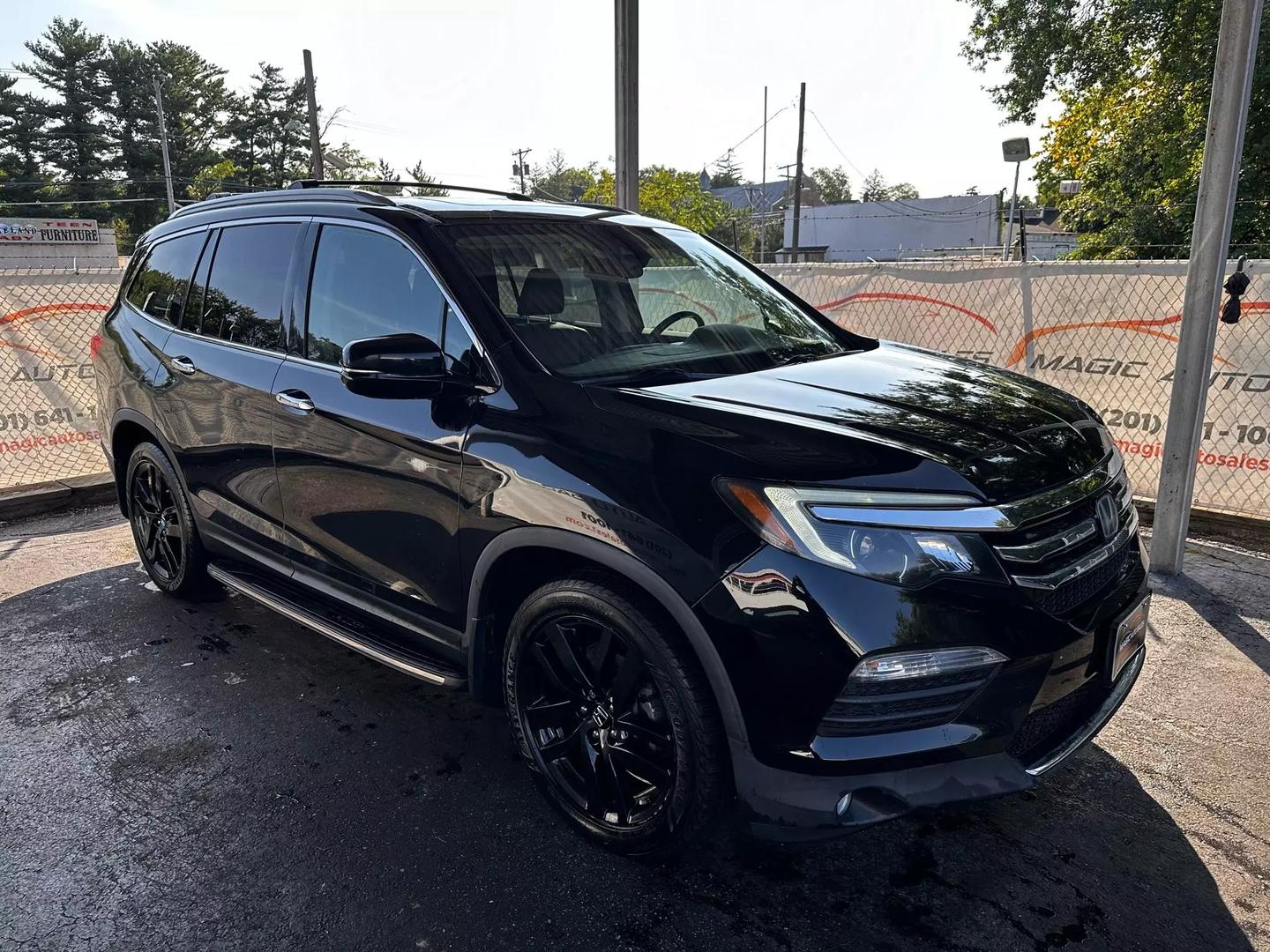 2016 Honda Pilot - Image 11