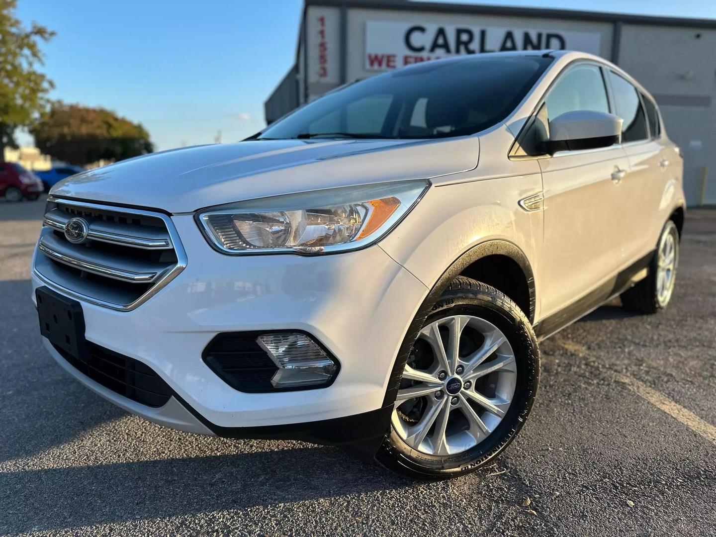 2017 Ford Escape - Image 3