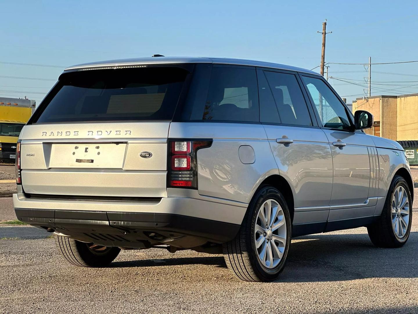 2014 Land Rover Range Rover - Image 9