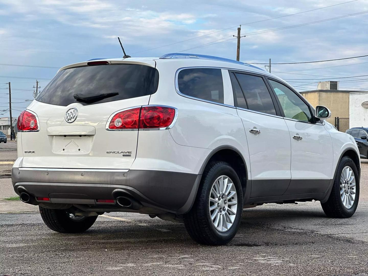 2011 Buick Enclave - Image 8