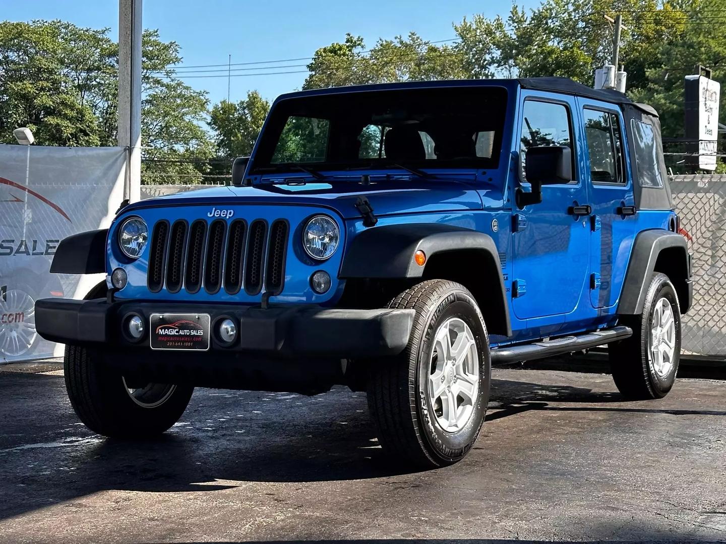 2016 Jeep Wrangler - Image 3