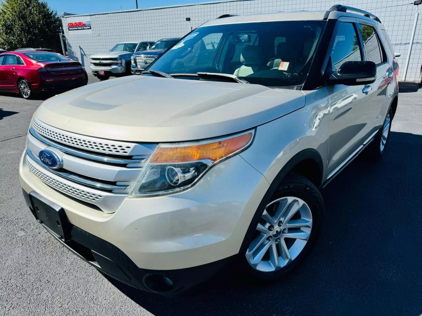 2011 Ford Explorer XLT photo 12