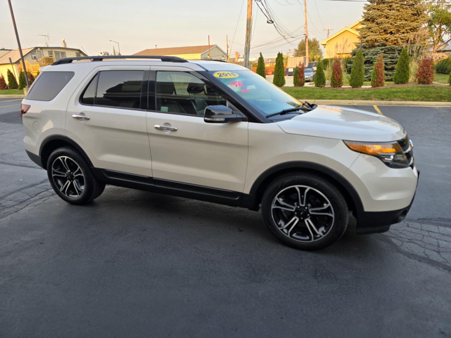 2014 Ford Explorer Sport photo 38